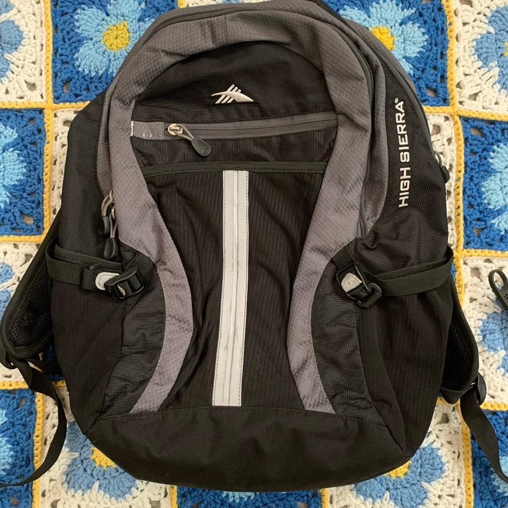 High Sierra Black and Gray Men's Backpack with Reflective Strip